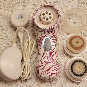 CLARISONIC MIA 2 FACIAL CLEANSING SYSTEM CHARGER W/ BRUSH HEADS STAYS CHARGED